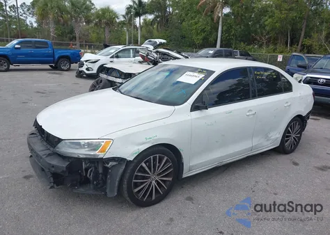 2016 Volkswagen Jetta 1.8T Sport from USA, damaged, VIN 3VWD17AJ7GM292152